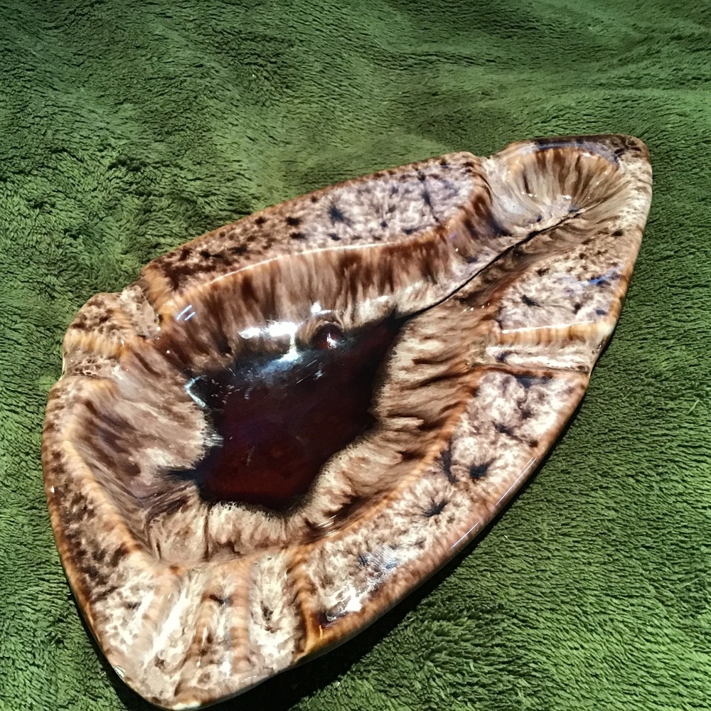 VINTAGE BROWN TONED GLAZED OBLONG CERAMIC ASHTRAY